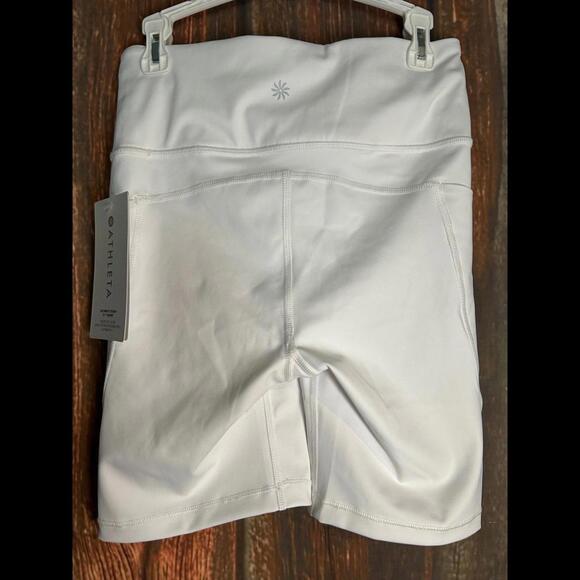 NWT Athleta Ultimate Stash II 7” Shorts XS - Picture 2 of 6